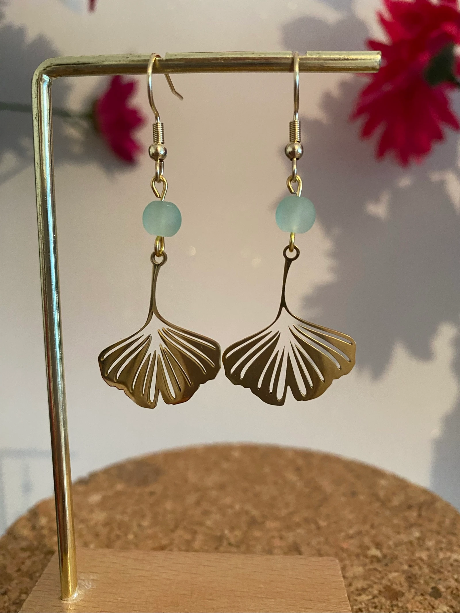 Boucles d’oreilles petite Gingko effet miroir doree